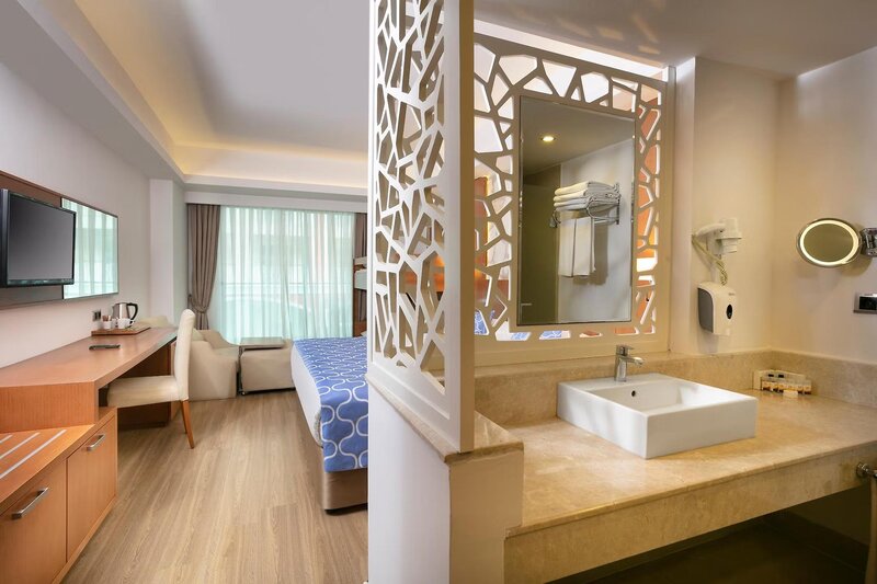 Armas Life Belek 71