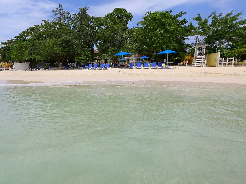 Merril´s Beach Resort II 10