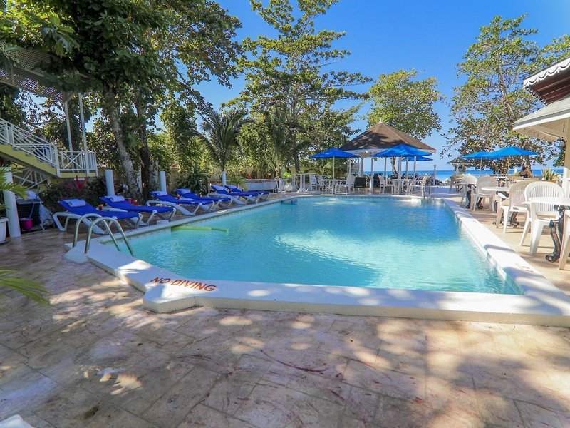 Merril´s Beach Resort II 19