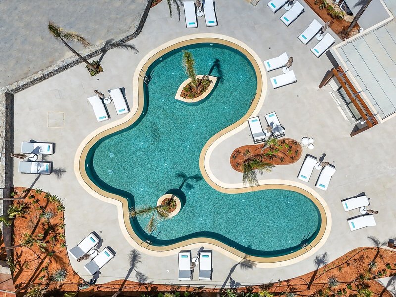 Noble Hotel & Suites 2