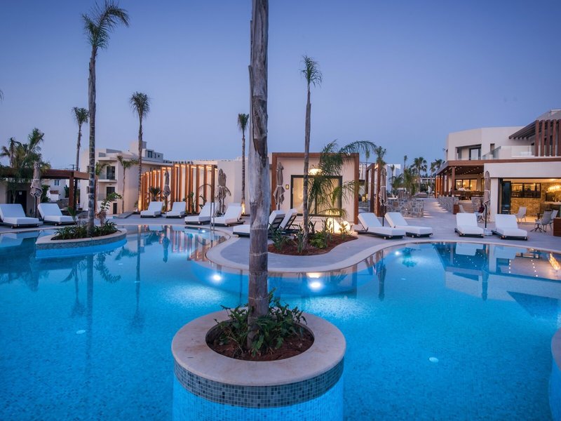 Noble Hotel & Suites 4