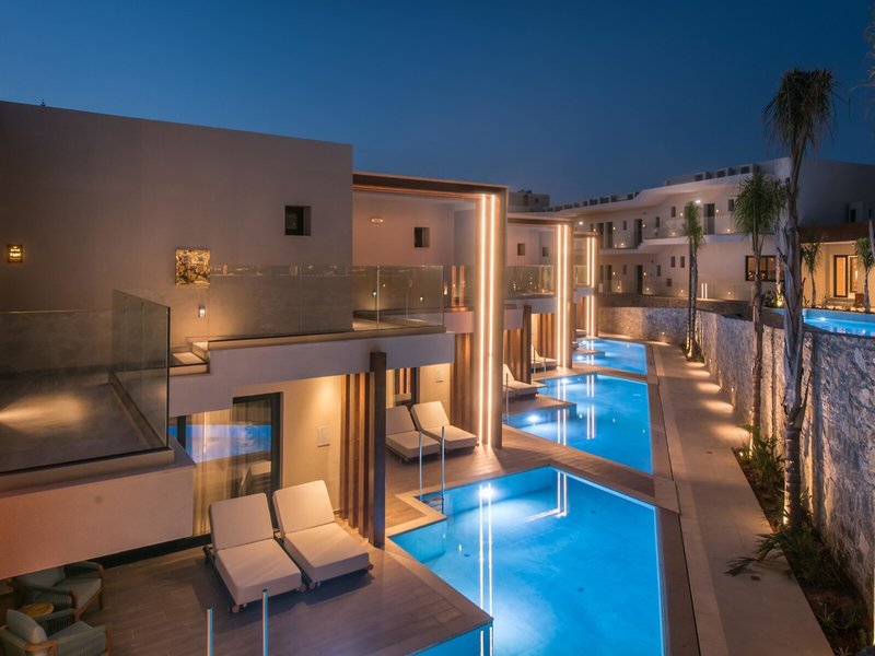 Noble Hotel & Suites 5