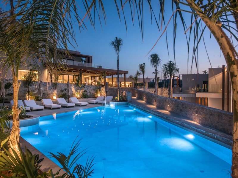 Noble Hotel & Suites 6