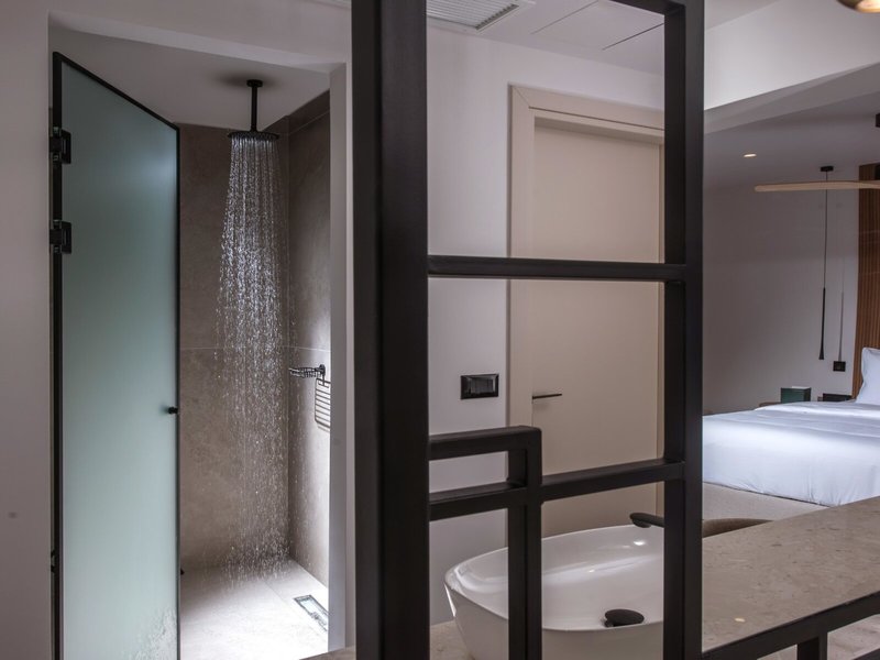 Noble Hotel & Suites 28