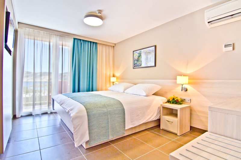 San Marino Sunny Resort by Valamar - Family Hotel Plaza 4 - Room Example