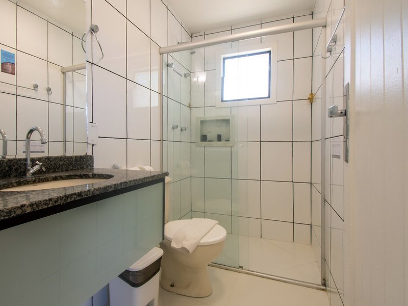 Latitud Buzios Hotel 37 - Bathroom Example