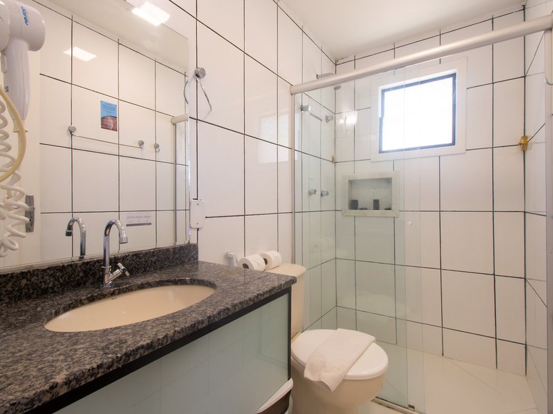 Latitud Buzios Hotel 42 - Bathroom Example