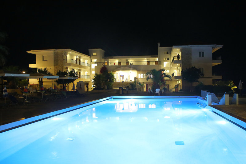 Hilltop Hotel 1