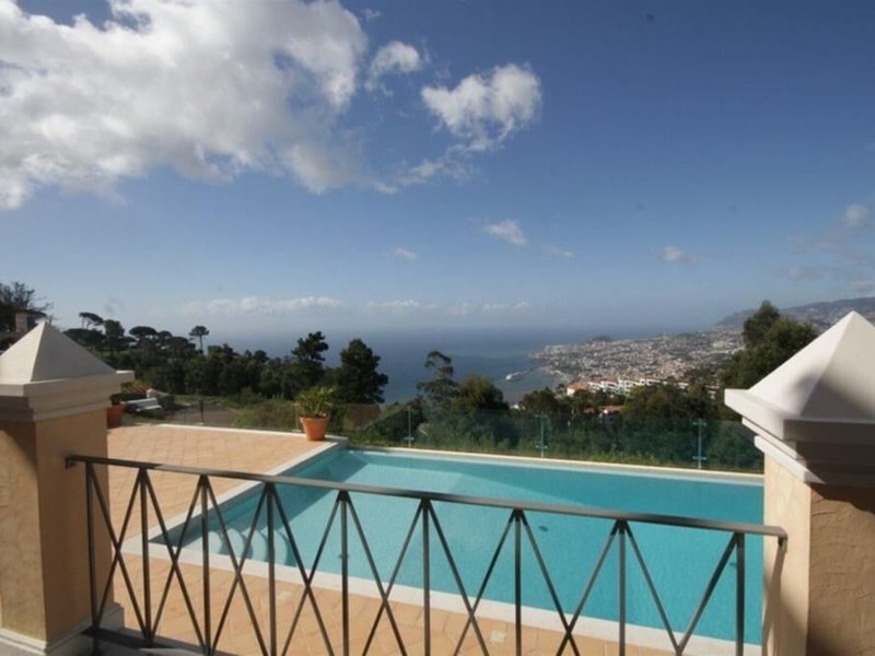 Palheiro Village 13
