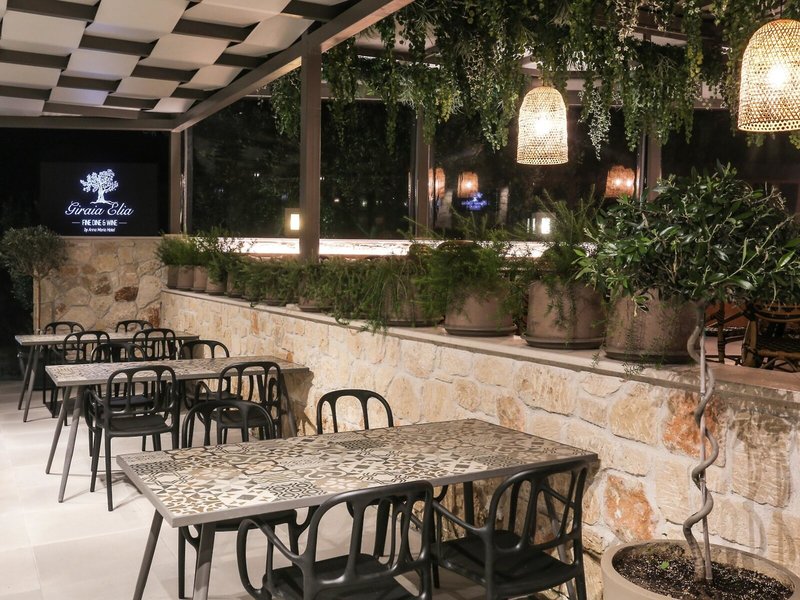 Anna Maria Paradise 6