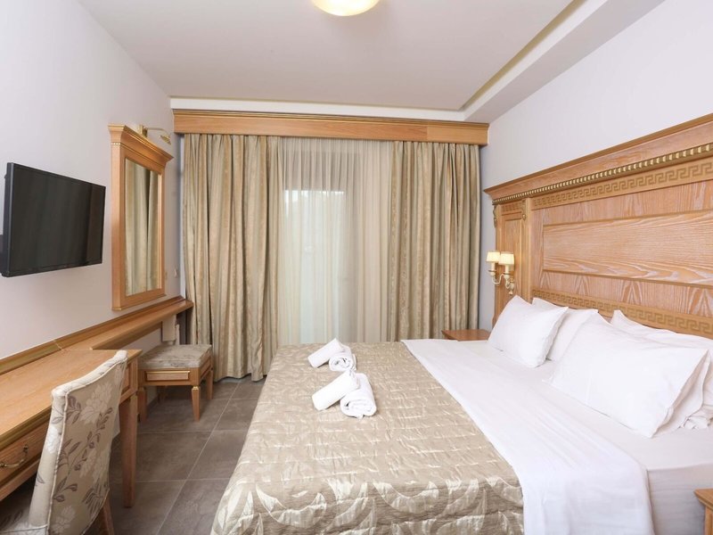 Anna Maria Paradise 22