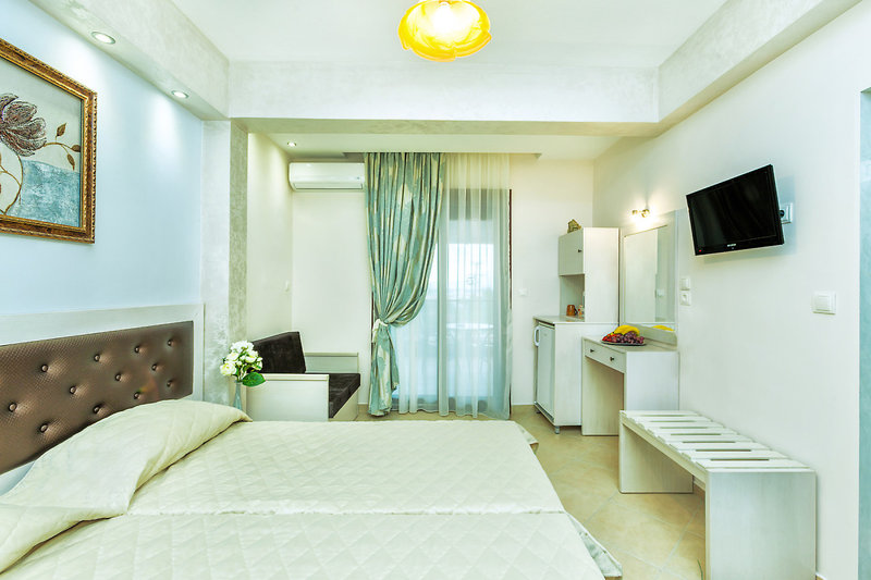 Anna Maria Paradise 4