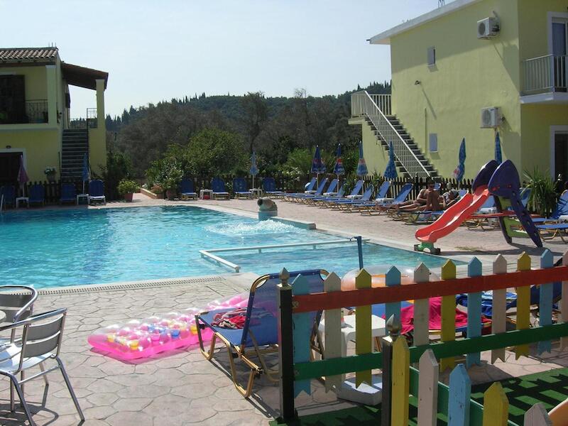 Amadeus Hawaii Studios & Apartments 3