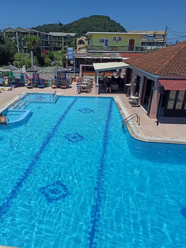 Amadeus Hawaii Studios & Apartments 5