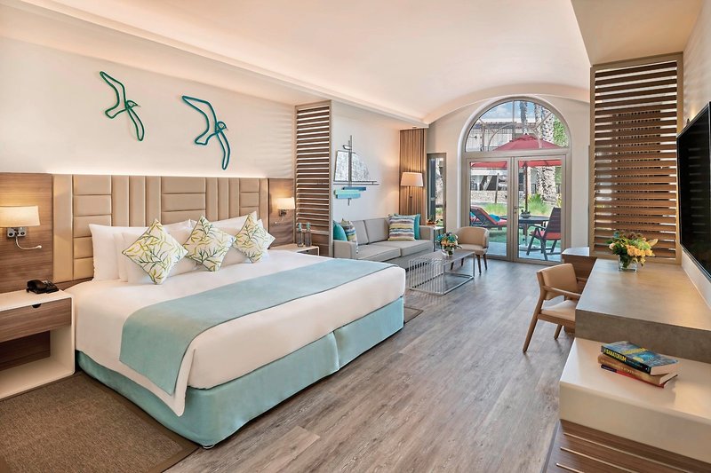 JA Palm Tree Court 2