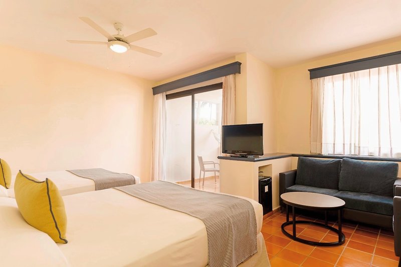 Catalonia Bavaro Resort - Bavaro Beach Golf & Casino 9