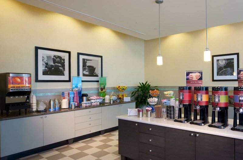 Hampton Inn & Suites Miami Brickell-Downtown 12