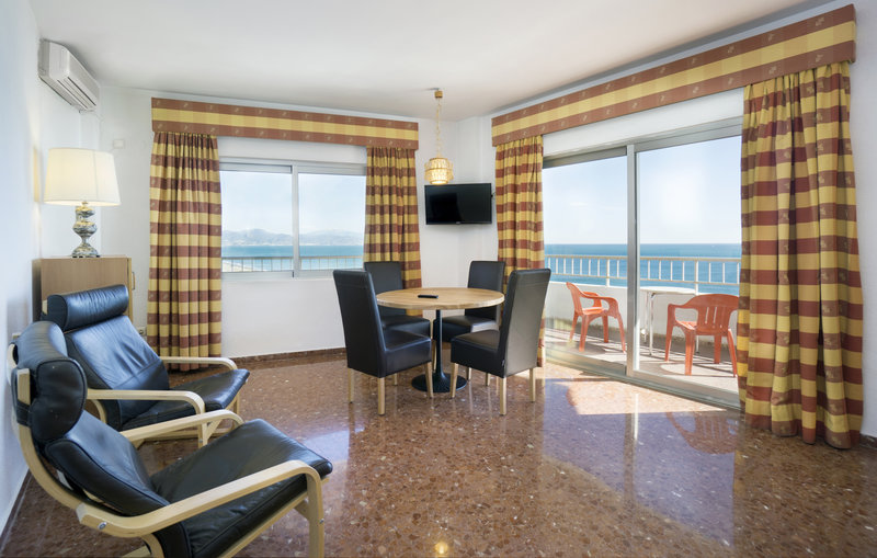 Hotel Apartamentos Bajondillo 12