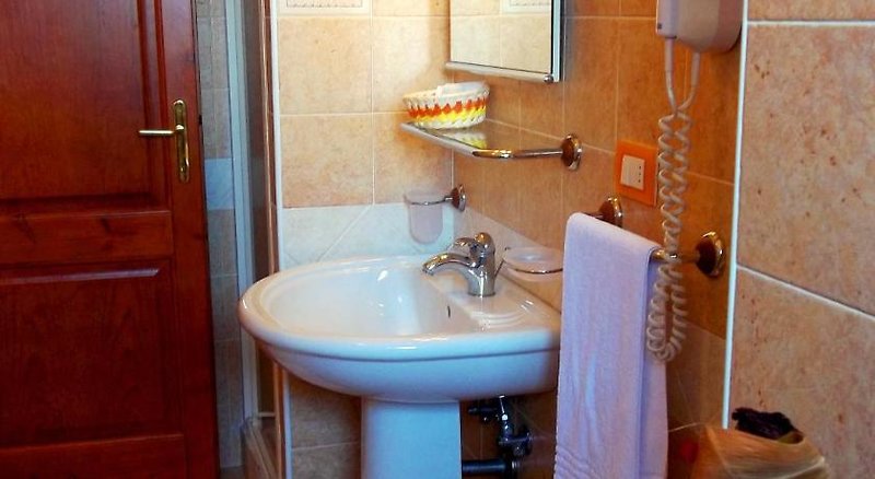La Conchiglia 1 - Bathroom Example