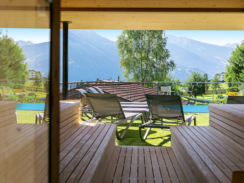 Gartenhotel Crystal Fügen 9
