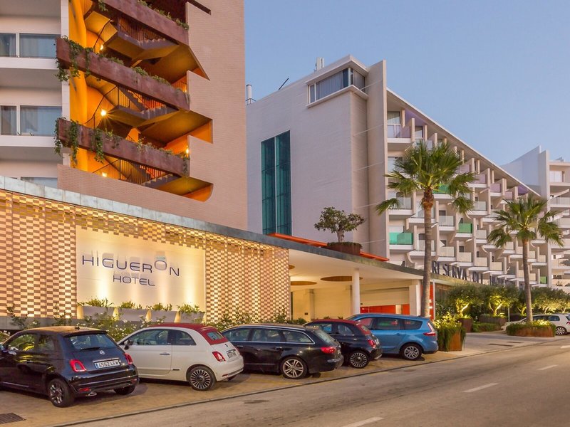 Higueron Hotel, Curio collection by Hilton  9