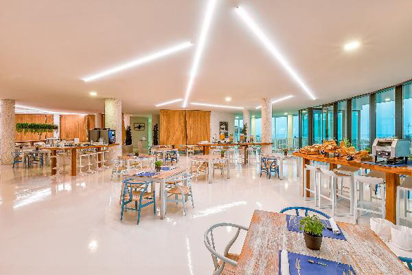 Higueron Hotel Malaga, Curio Collection by Hilton 3