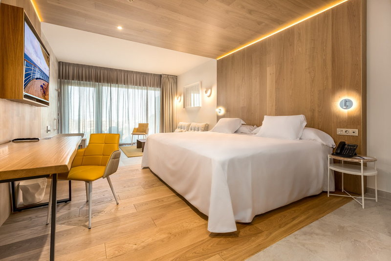 Higueron Hotel Malaga, Curio Collection by Hilton 25
