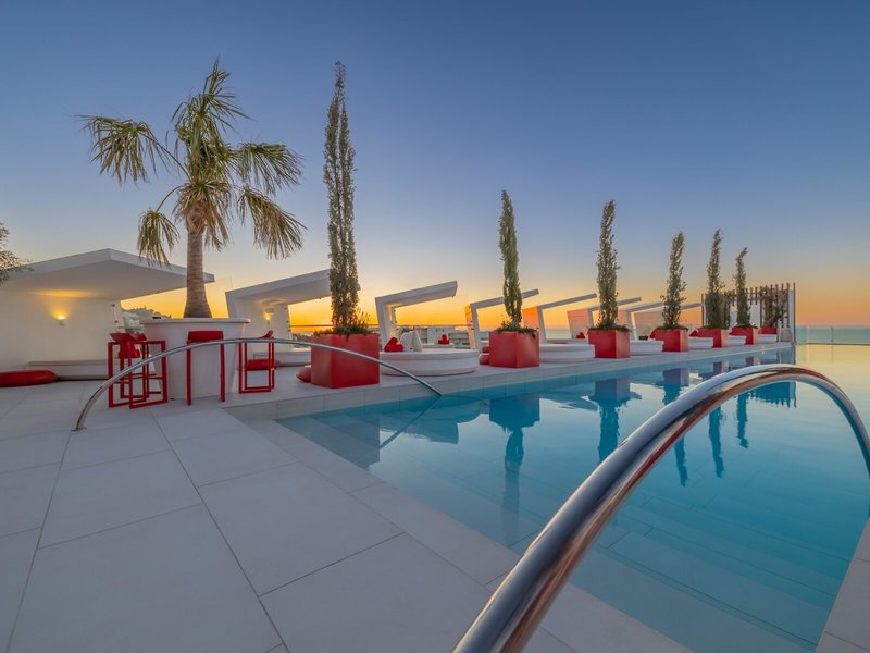 Higueron Hotel Malaga, Curio Collection by Hilton 5