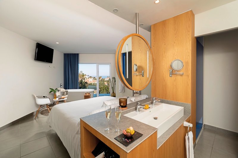 Higueron Hotel, Curio collection by Hilton  11