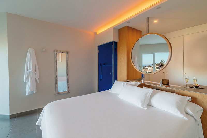 Higueron Hotel, Curio collection by Hilton  12