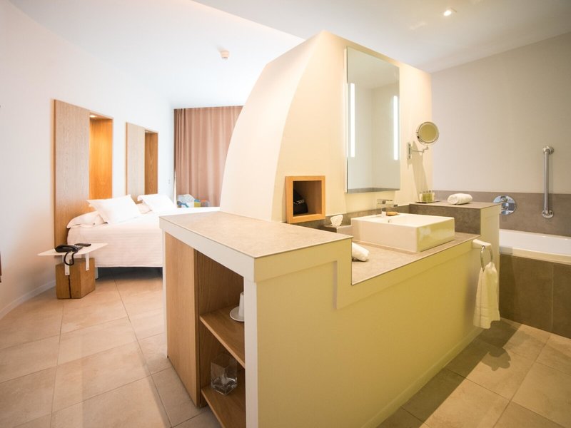 Higueron Hotel, Curio collection by Hilton  49