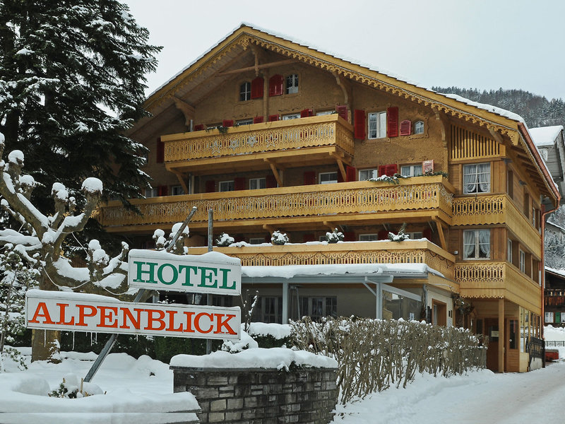 Alpenblick Hotel & Chalet-Resort Wilderswil 2