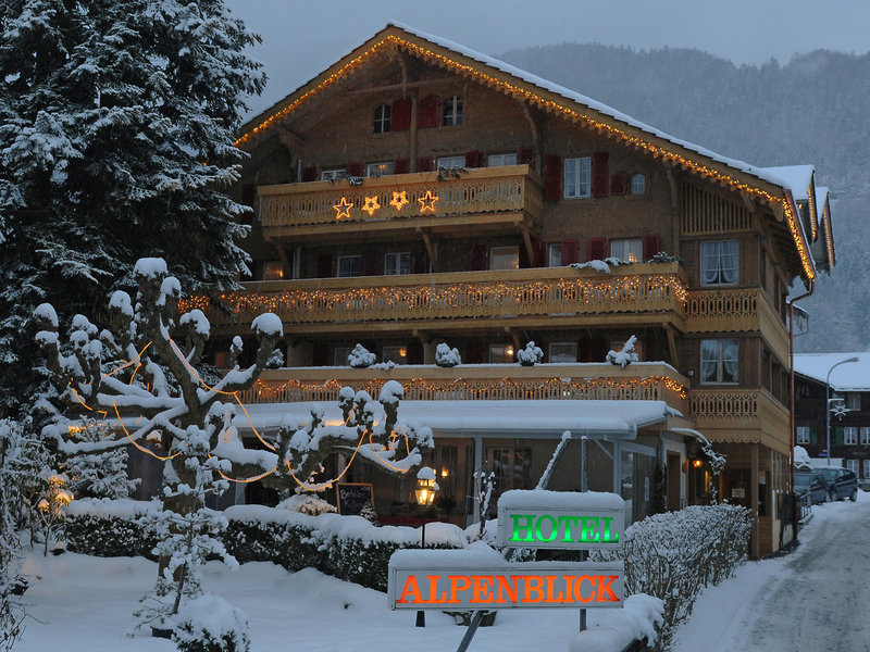 Alpenblick Hotel & Chalet-Resort Wilderswil 4