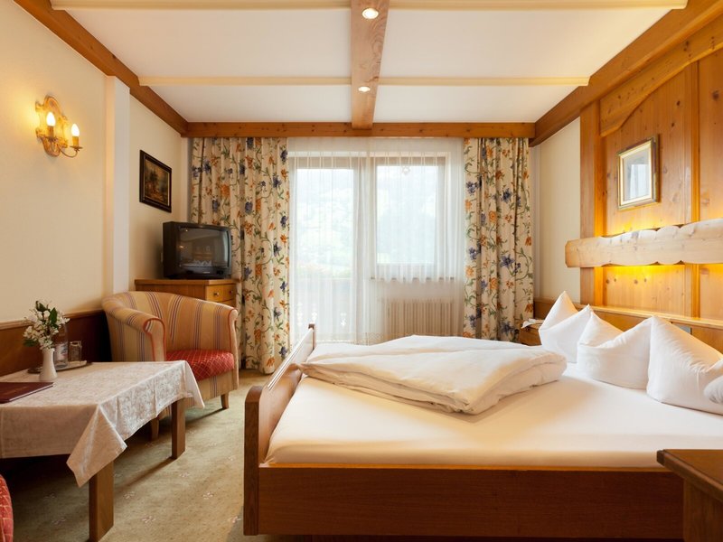 Neue Post Hippach 30