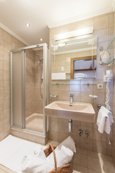 Neue Post Hippach 41