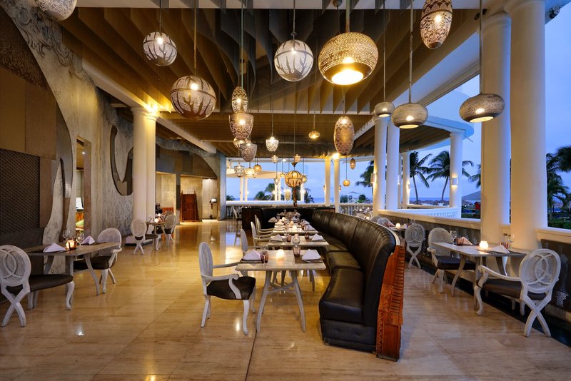 Grand Palladium Lady Hamilton Resort & Spa 6