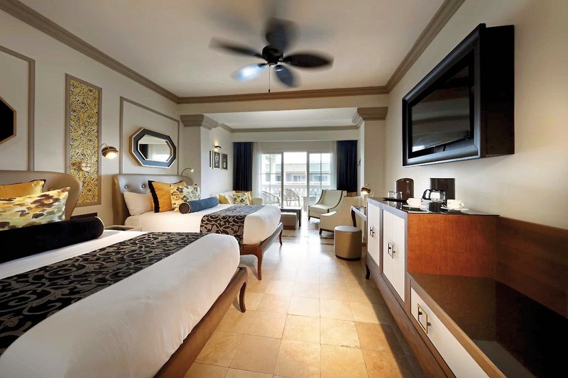 Grand Palladium Lady Hamilton Resort & Spa 32