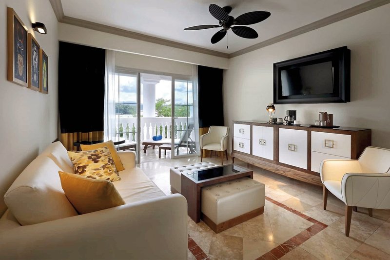 Grand Palladium Lady Hamilton Resort & Spa 35