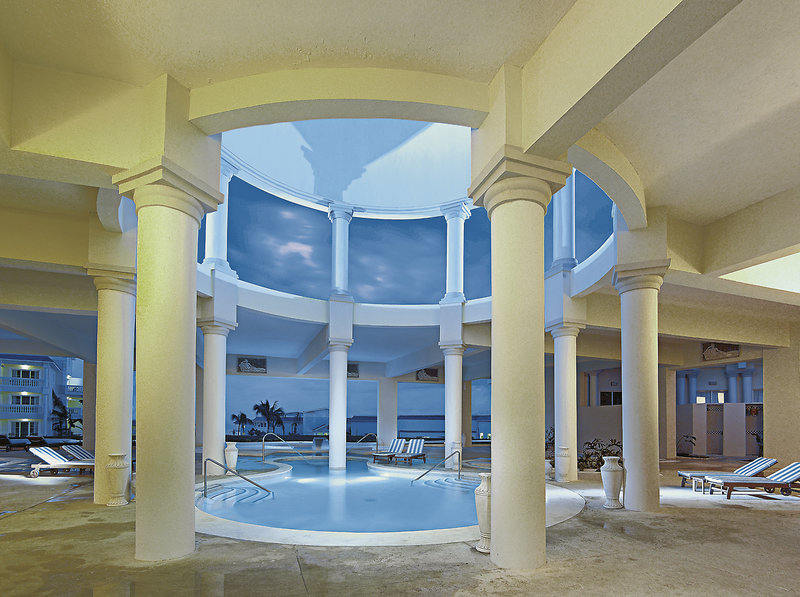 Grand Palladium Lady Hamilton Resort & Spa 22