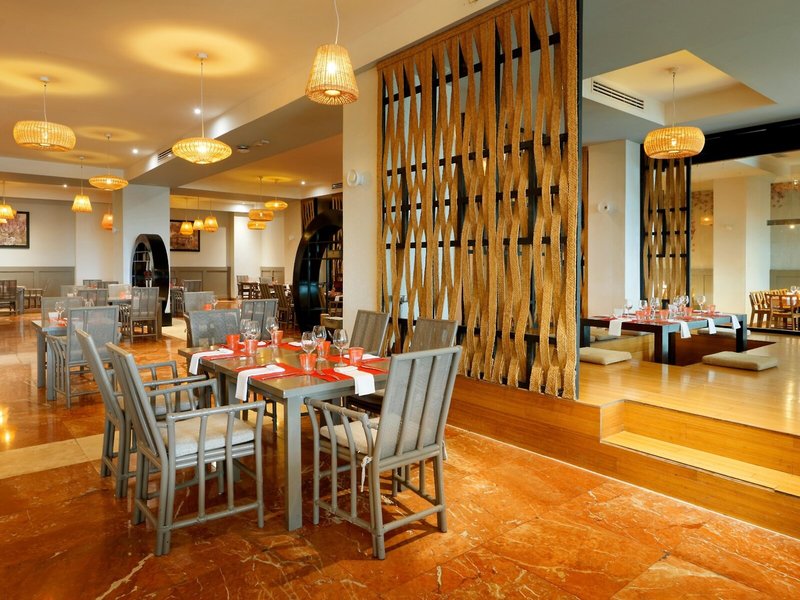 Grand Palladium Lady Hamilton Resort & Spa 26