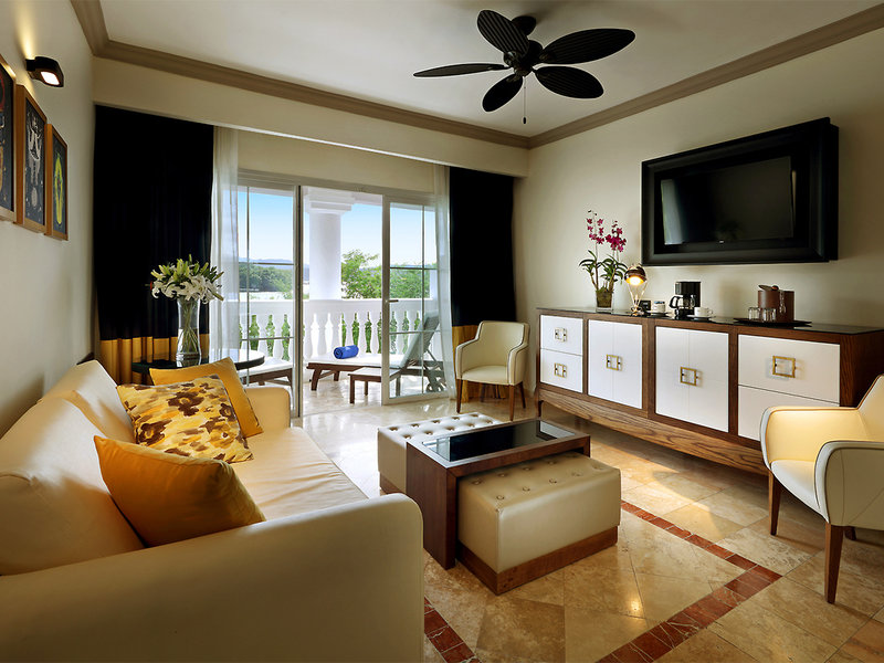 Grand Palladium Lady Hamilton Resort & Spa 6