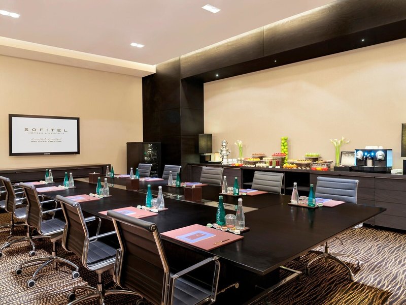 Sofitel Abu Dhabi Corniche 10