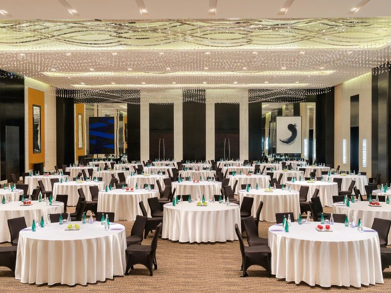 Sofitel Abu Dhabi Corniche 40