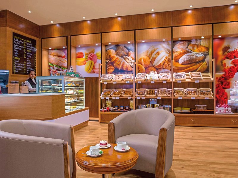 Sofitel Abu Dhabi Corniche 11