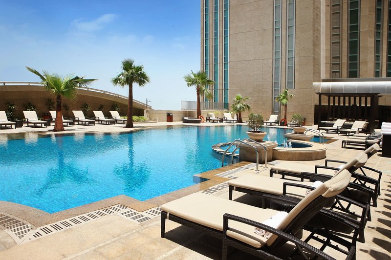 Sofitel Abu Dhabi Corniche 4