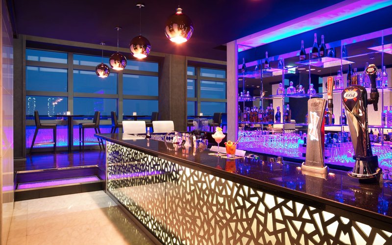 Sofitel Abu Dhabi Corniche 7