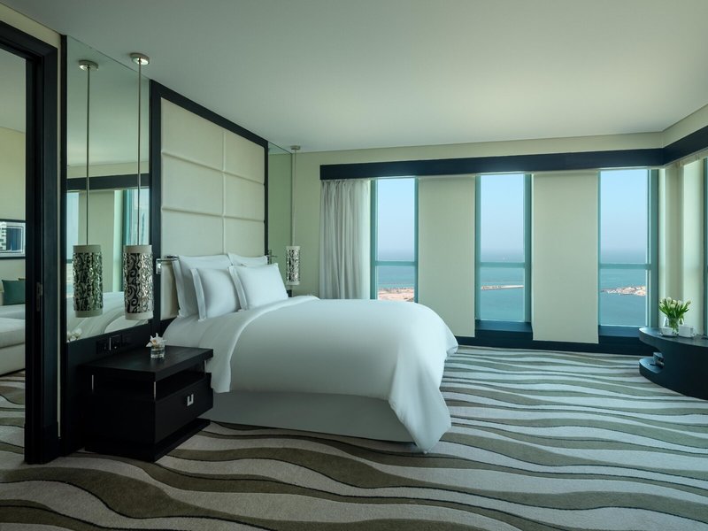 Sofitel Abu Dhabi Corniche 32