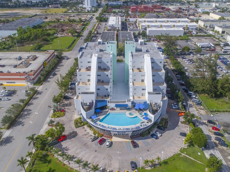 Nuvo Suites 8
