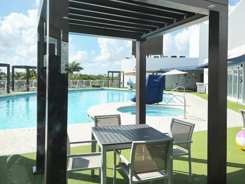 Nuvo Suites 12