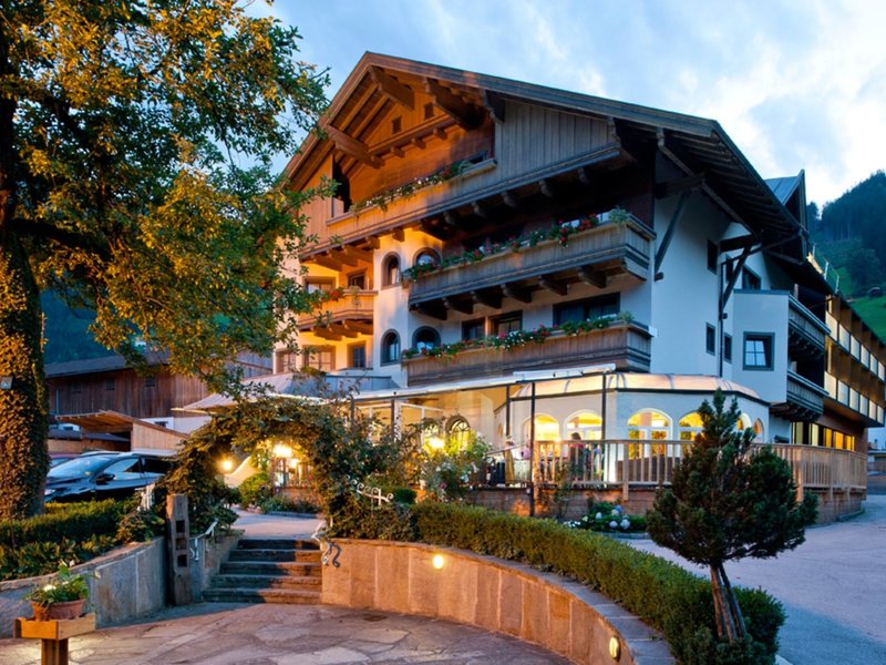 Ferienhotel Neuwirt 14
